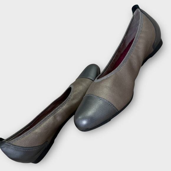 Munro Leather Ballet Flat Shoes Cap Toe Slip On Size 9.5M Shimmer Bronze Gray - Picture 2 of 13